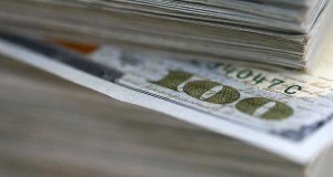 dollar(11)